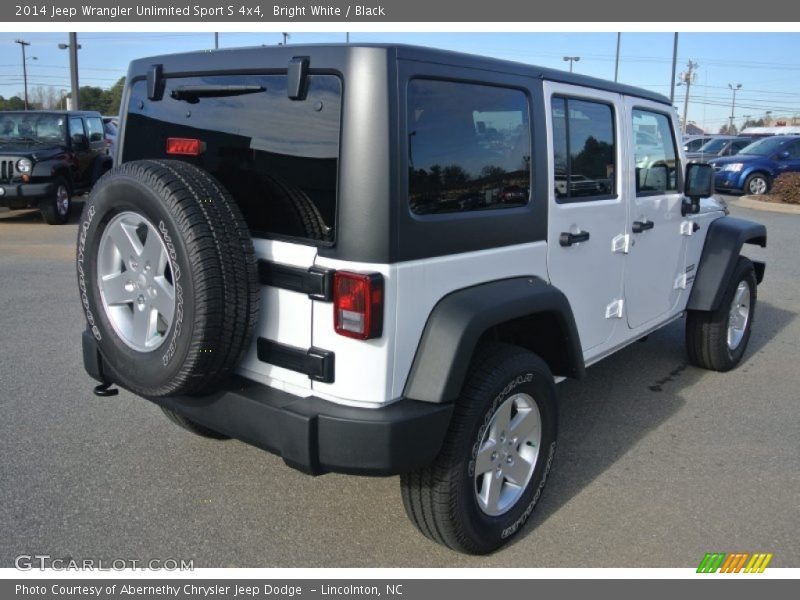 Bright White / Black 2014 Jeep Wrangler Unlimited Sport S 4x4