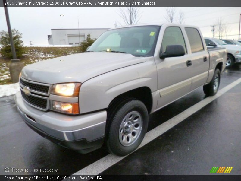 Front 3/4 View of 2006 Silverado 1500 LT Crew Cab 4x4