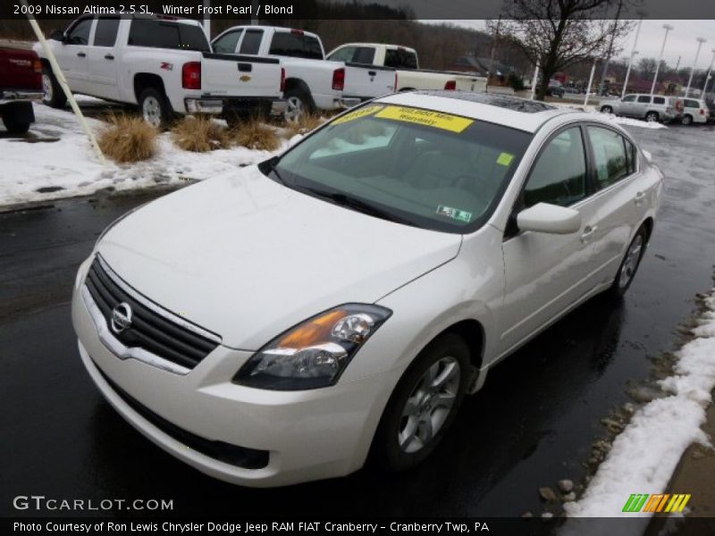 Winter Frost Pearl / Blond 2009 Nissan Altima 2.5 SL