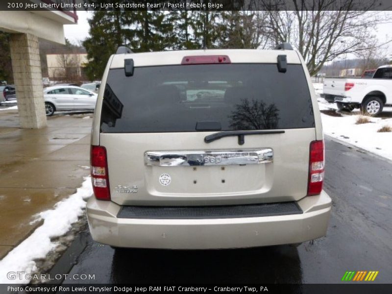 Light Sandstone Pearl / Pastel Pebble Beige 2010 Jeep Liberty Limited 4x4