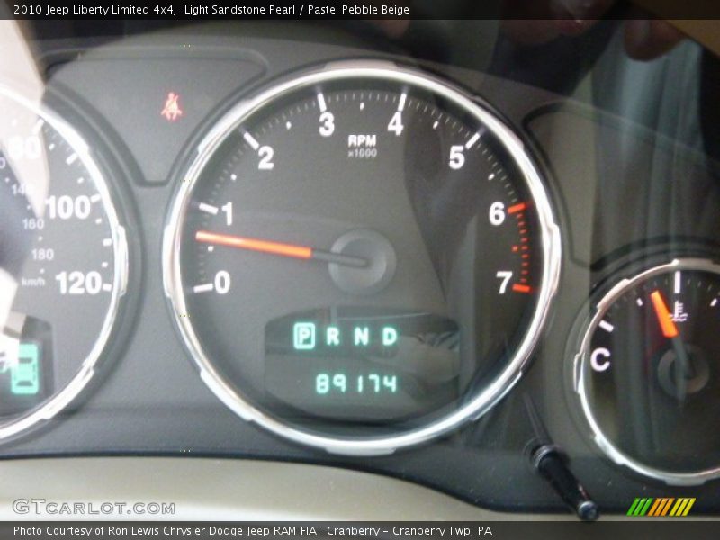 Light Sandstone Pearl / Pastel Pebble Beige 2010 Jeep Liberty Limited 4x4