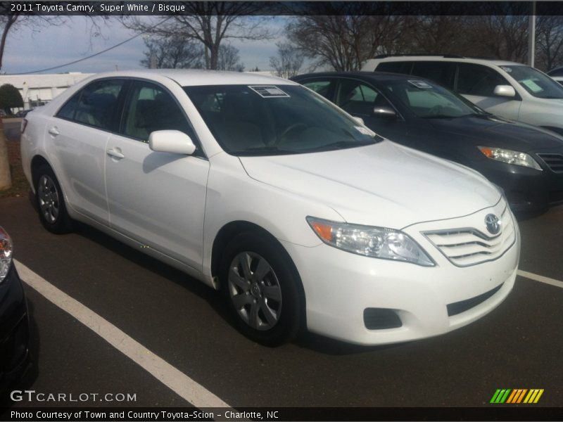 Super White / Bisque 2011 Toyota Camry