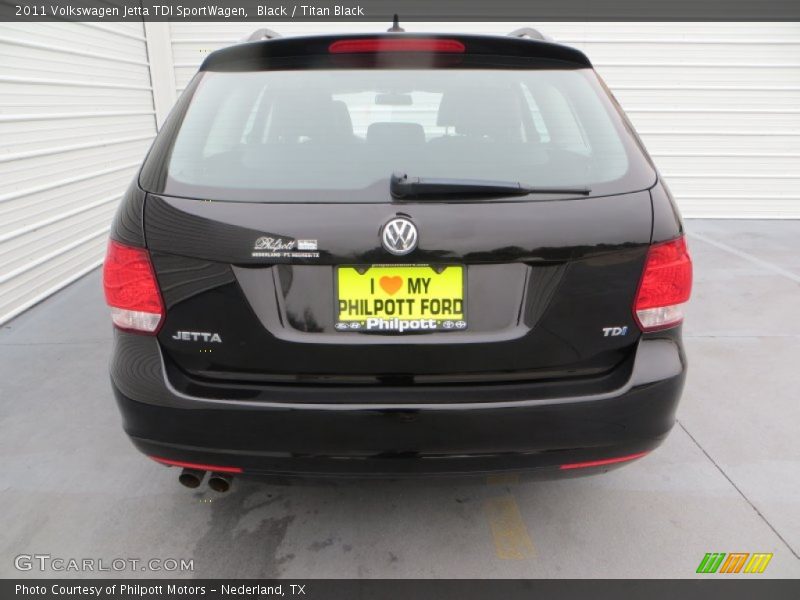 Black / Titan Black 2011 Volkswagen Jetta TDI SportWagen