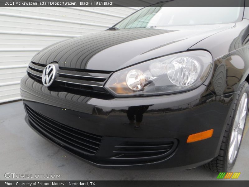 Black / Titan Black 2011 Volkswagen Jetta TDI SportWagen