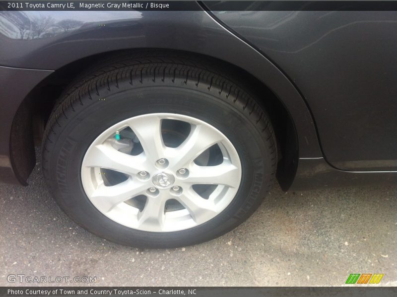 Magnetic Gray Metallic / Bisque 2011 Toyota Camry LE
