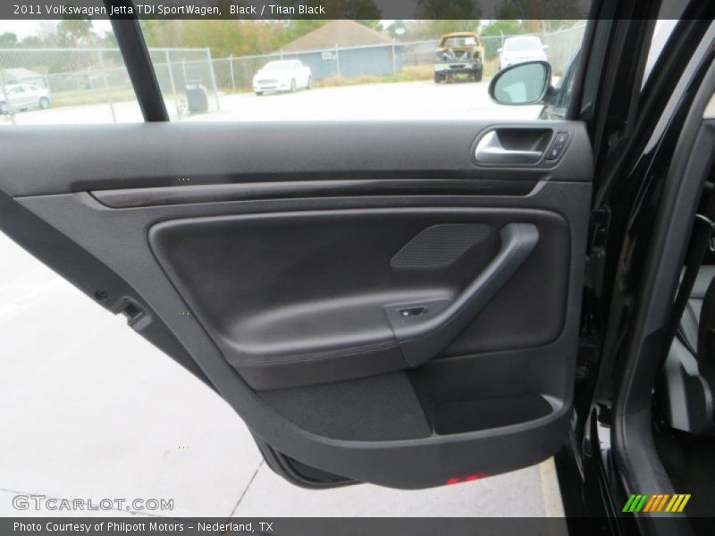 Black / Titan Black 2011 Volkswagen Jetta TDI SportWagen