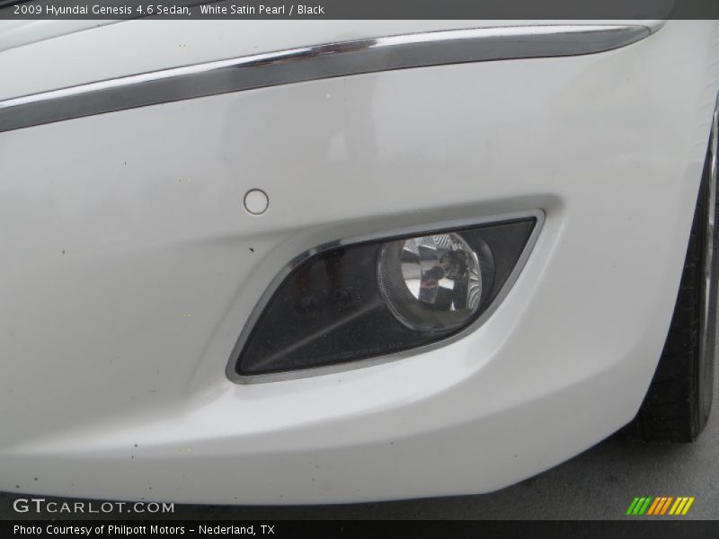White Satin Pearl / Black 2009 Hyundai Genesis 4.6 Sedan