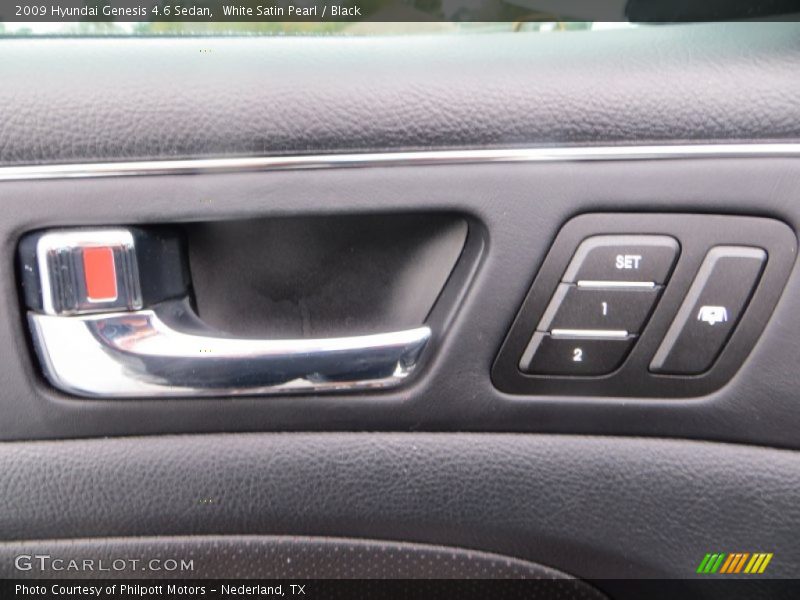 White Satin Pearl / Black 2009 Hyundai Genesis 4.6 Sedan