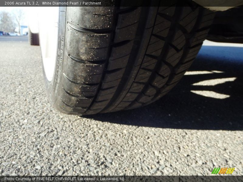 White Diamond Pearl / Parchment 2006 Acura TL 3.2