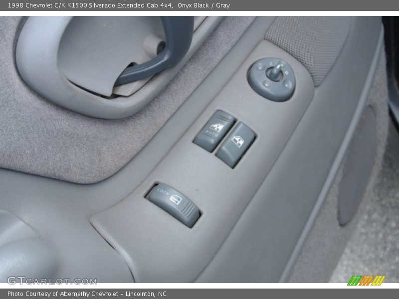 Onyx Black / Gray 1998 Chevrolet C/K K1500 Silverado Extended Cab 4x4