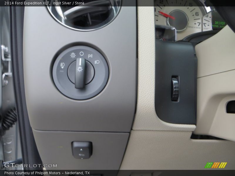 Ingot Silver / Stone 2014 Ford Expedition XLT