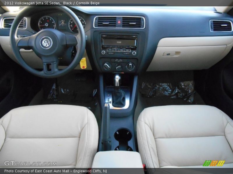 Black / Cornsilk Beige 2012 Volkswagen Jetta SE Sedan