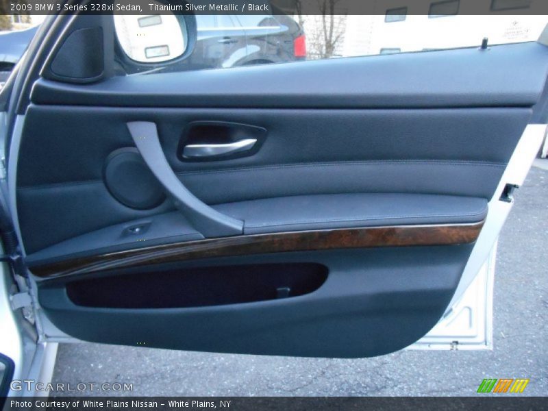 Titanium Silver Metallic / Black 2009 BMW 3 Series 328xi Sedan