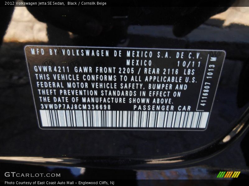 Black / Cornsilk Beige 2012 Volkswagen Jetta SE Sedan