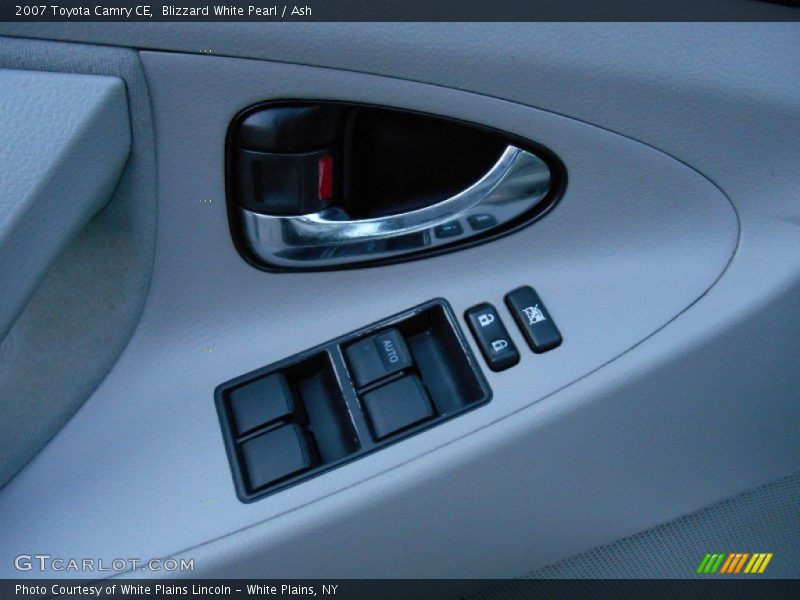 Blizzard White Pearl / Ash 2007 Toyota Camry CE