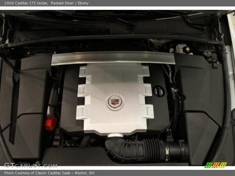 Radiant Silver / Ebony 2009 Cadillac CTS Sedan