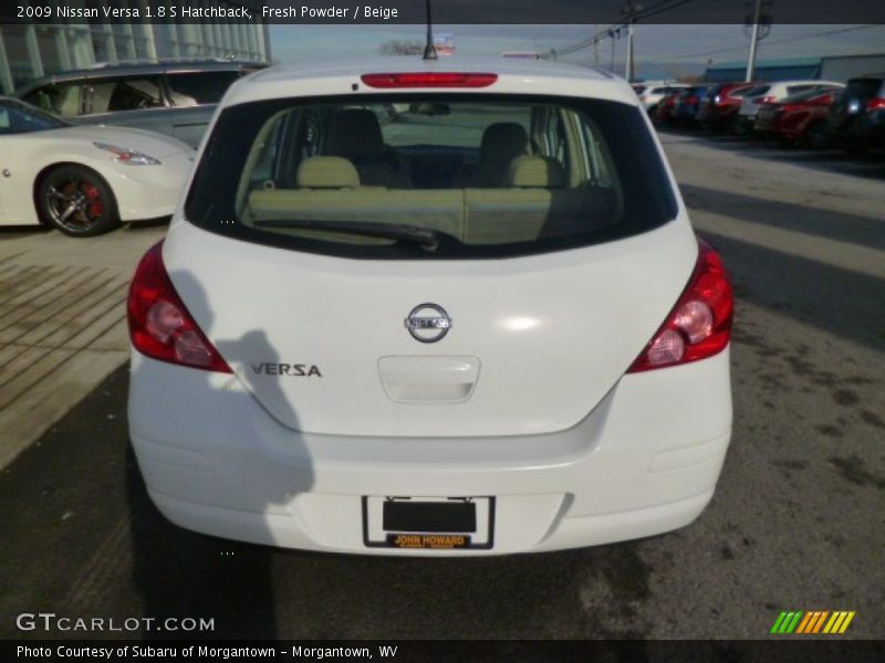Fresh Powder / Beige 2009 Nissan Versa 1.8 S Hatchback