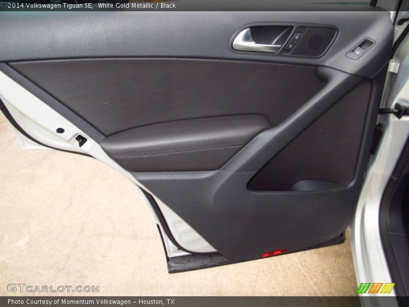 White Gold Metallic / Black 2014 Volkswagen Tiguan SE