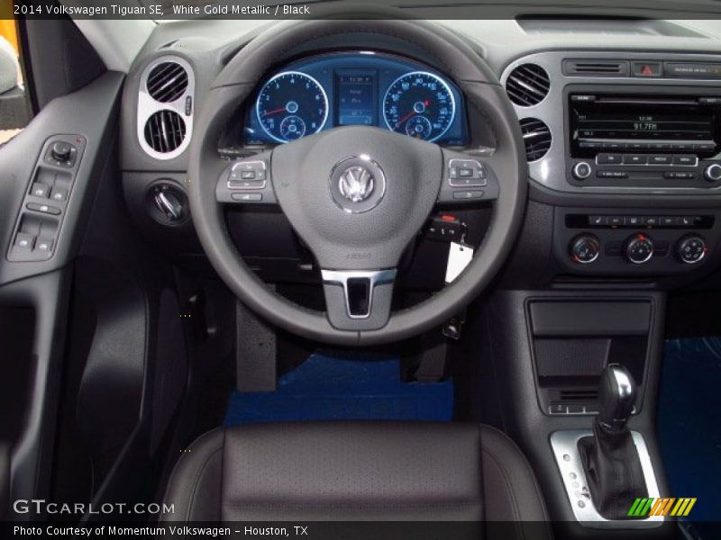 White Gold Metallic / Black 2014 Volkswagen Tiguan SE