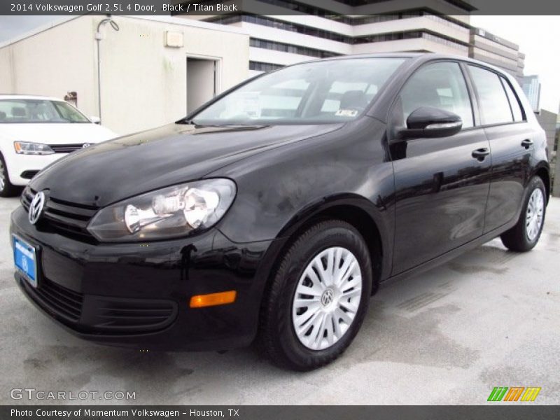 Black / Titan Black 2014 Volkswagen Golf 2.5L 4 Door