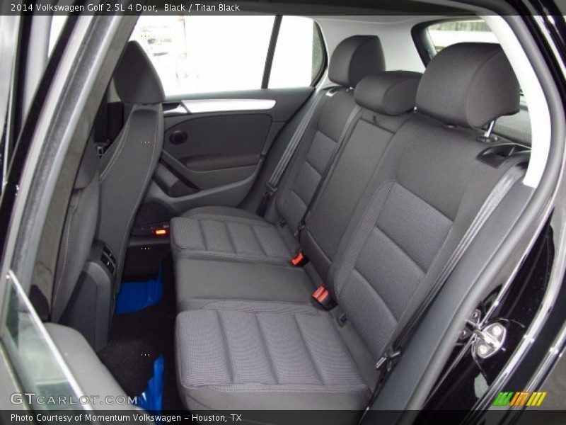 Black / Titan Black 2014 Volkswagen Golf 2.5L 4 Door