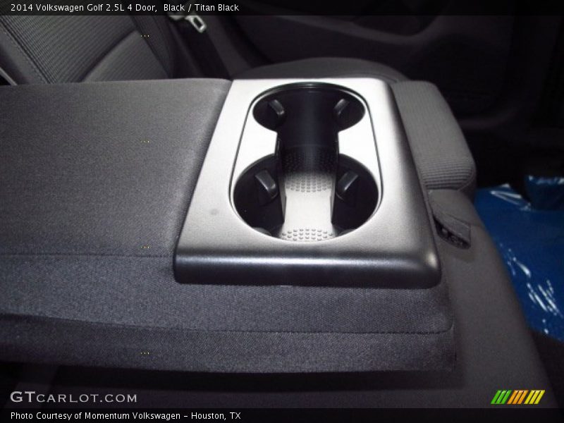 Black / Titan Black 2014 Volkswagen Golf 2.5L 4 Door