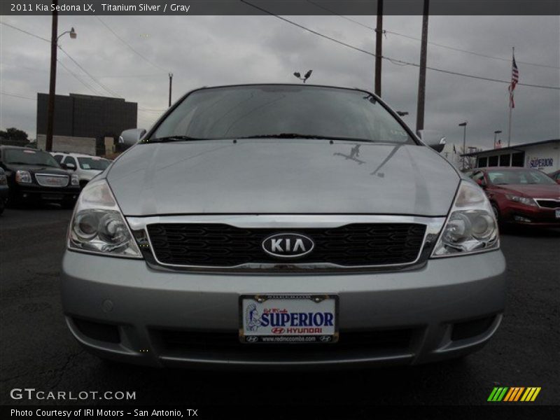 Titanium Silver / Gray 2011 Kia Sedona LX
