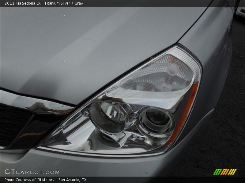Titanium Silver / Gray 2011 Kia Sedona LX