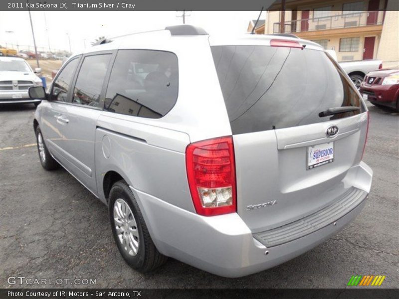 Titanium Silver / Gray 2011 Kia Sedona LX