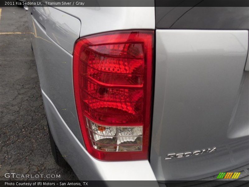 Titanium Silver / Gray 2011 Kia Sedona LX
