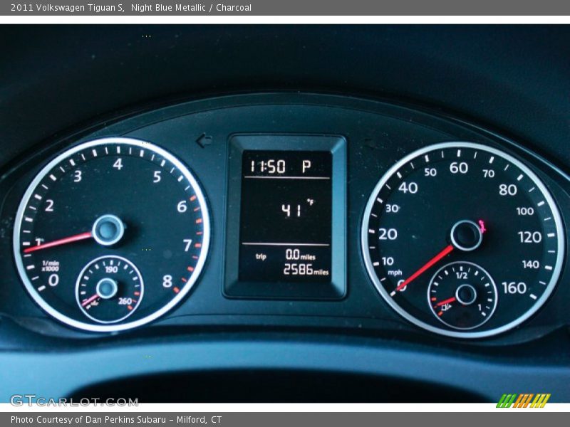Night Blue Metallic / Charcoal 2011 Volkswagen Tiguan S