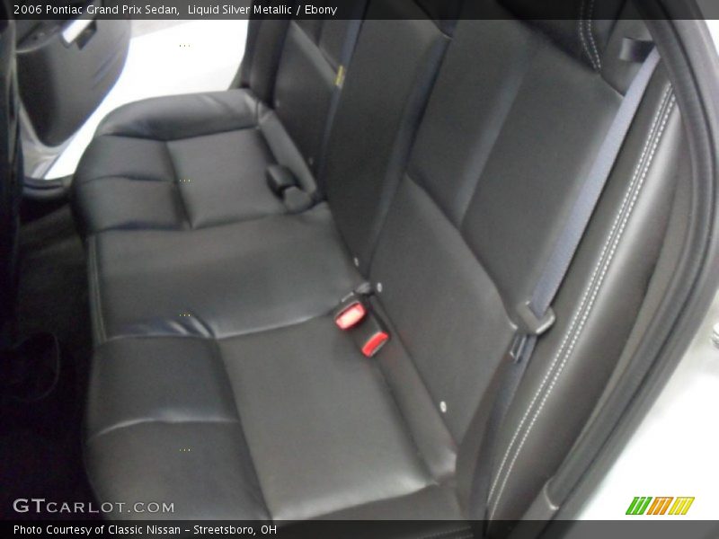 Liquid Silver Metallic / Ebony 2006 Pontiac Grand Prix Sedan