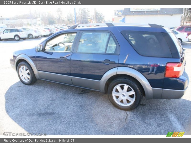 Dark Blue Pearl Metallic / Shale 2005 Ford Freestyle SE