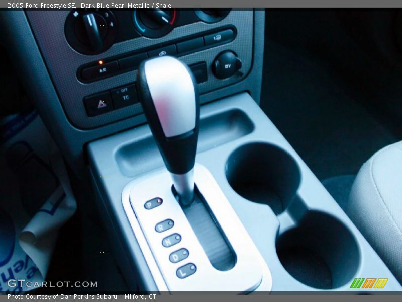 Dark Blue Pearl Metallic / Shale 2005 Ford Freestyle SE