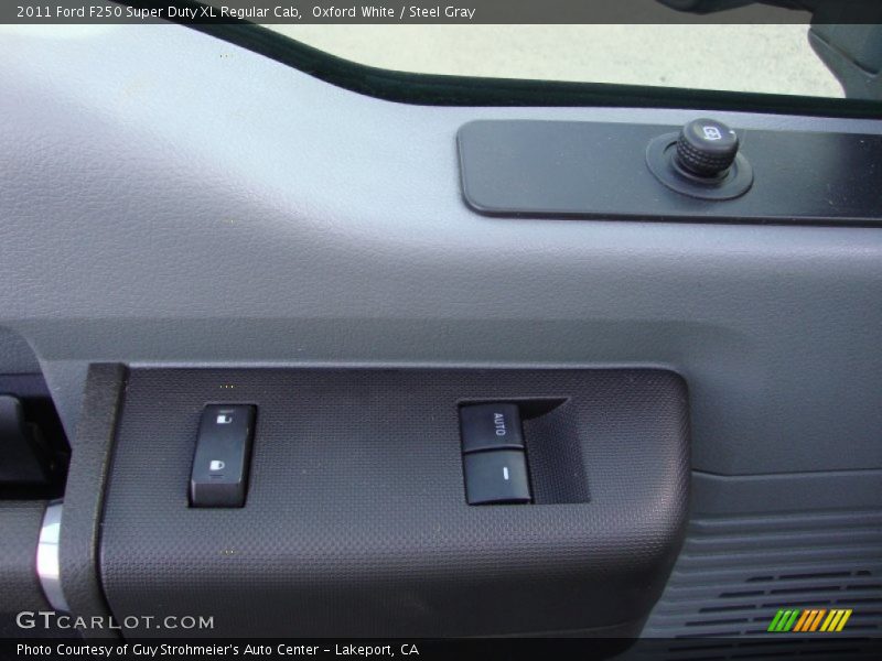 Oxford White / Steel Gray 2011 Ford F250 Super Duty XL Regular Cab