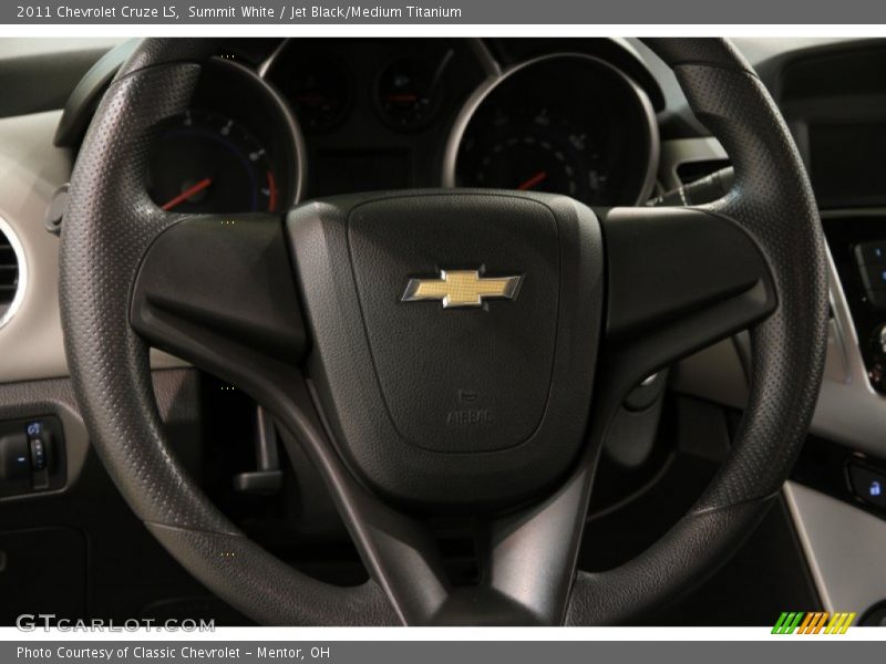 Summit White / Jet Black/Medium Titanium 2011 Chevrolet Cruze LS