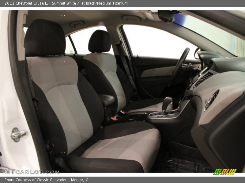 Summit White / Jet Black/Medium Titanium 2011 Chevrolet Cruze LS