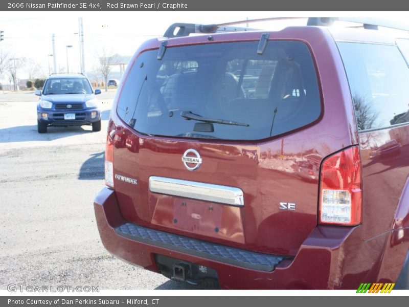 Red Brawn Pearl / Graphite 2006 Nissan Pathfinder SE 4x4
