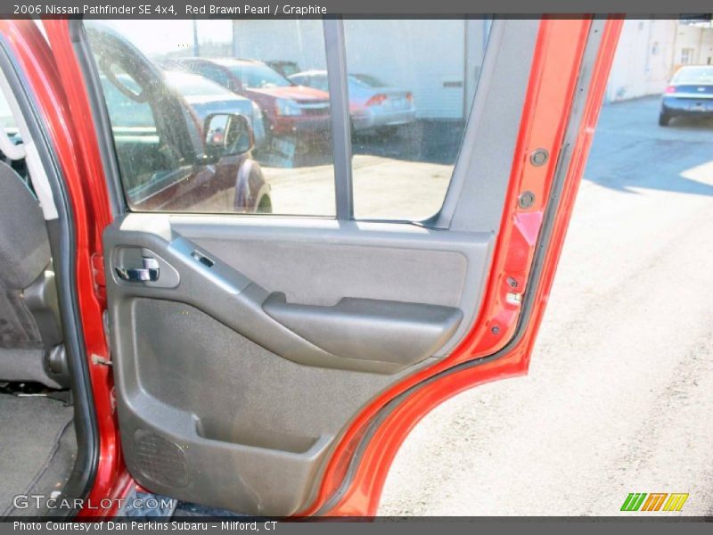 Red Brawn Pearl / Graphite 2006 Nissan Pathfinder SE 4x4