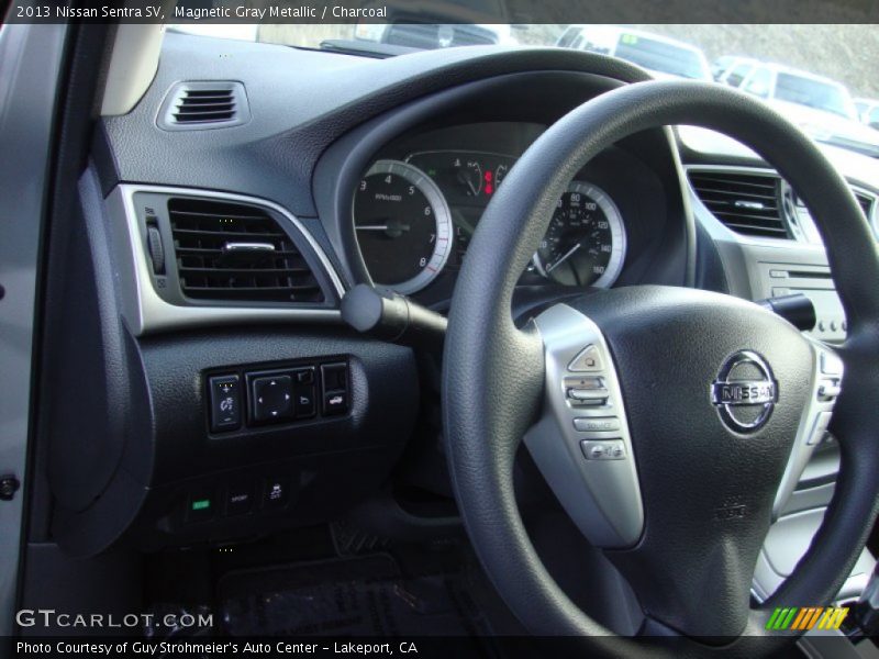 Magnetic Gray Metallic / Charcoal 2013 Nissan Sentra SV