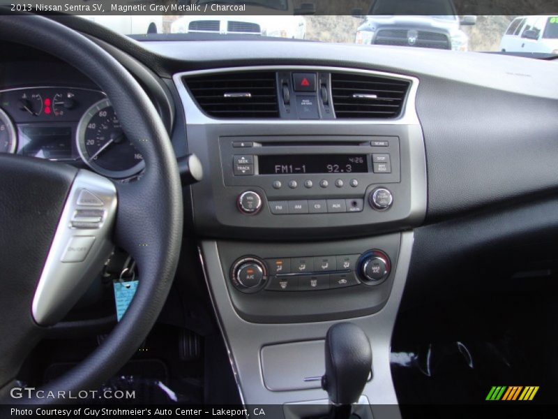 Magnetic Gray Metallic / Charcoal 2013 Nissan Sentra SV