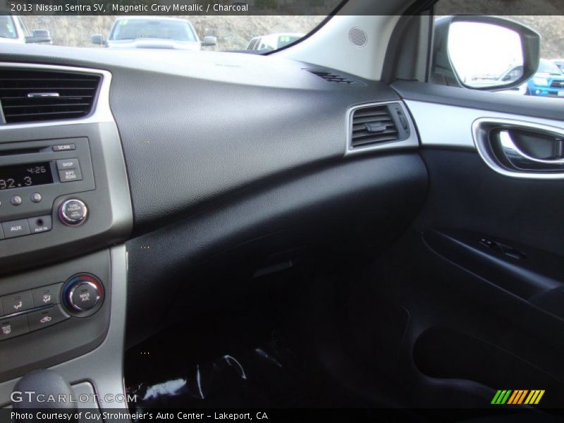 Magnetic Gray Metallic / Charcoal 2013 Nissan Sentra SV
