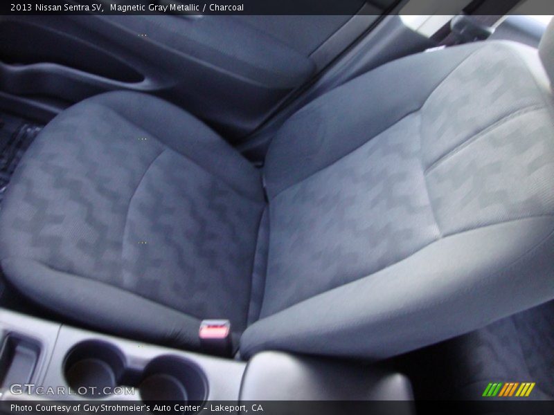 Magnetic Gray Metallic / Charcoal 2013 Nissan Sentra SV