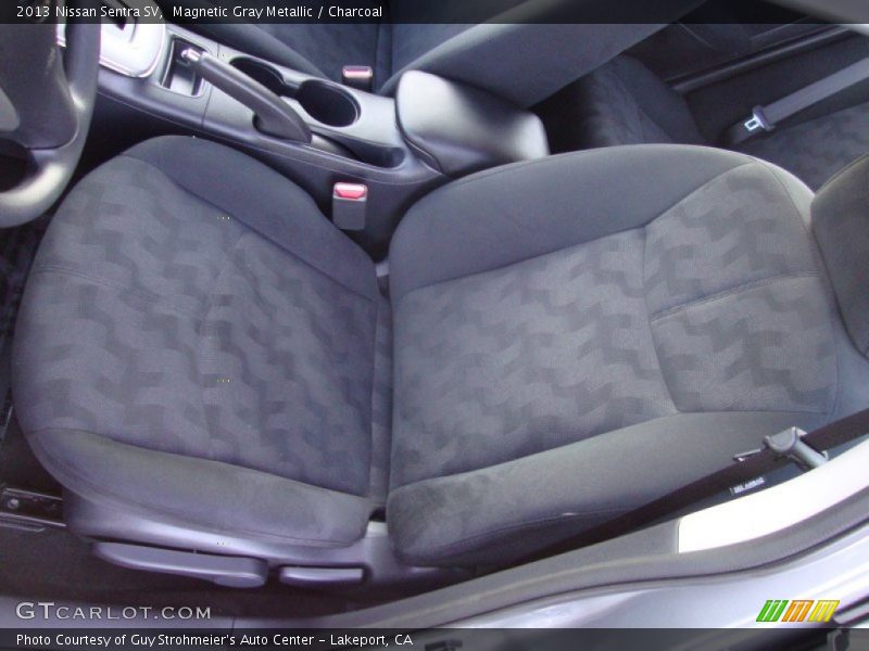 Magnetic Gray Metallic / Charcoal 2013 Nissan Sentra SV