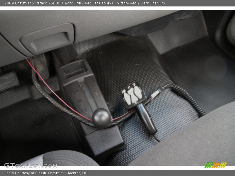 Victory Red / Dark Titanium 2009 Chevrolet Silverado 2500HD Work Truck Regular Cab 4x4