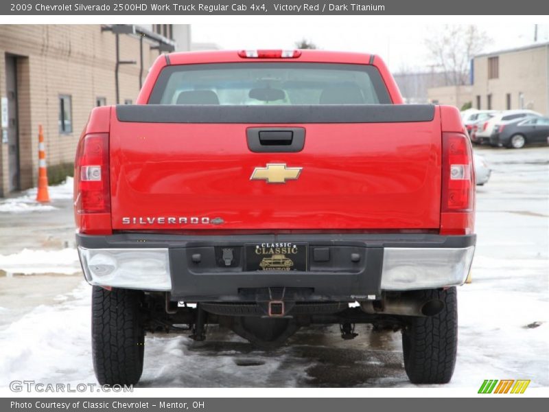 Victory Red / Dark Titanium 2009 Chevrolet Silverado 2500HD Work Truck Regular Cab 4x4