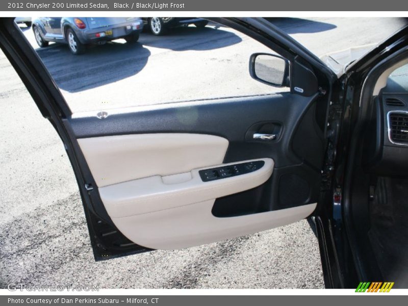 Black / Black/Light Frost 2012 Chrysler 200 Limited Sedan