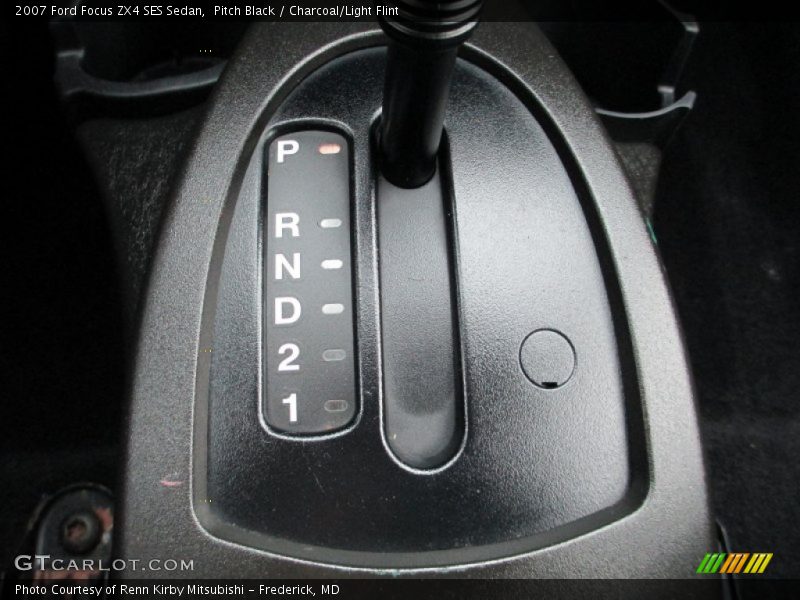 Pitch Black / Charcoal/Light Flint 2007 Ford Focus ZX4 SES Sedan