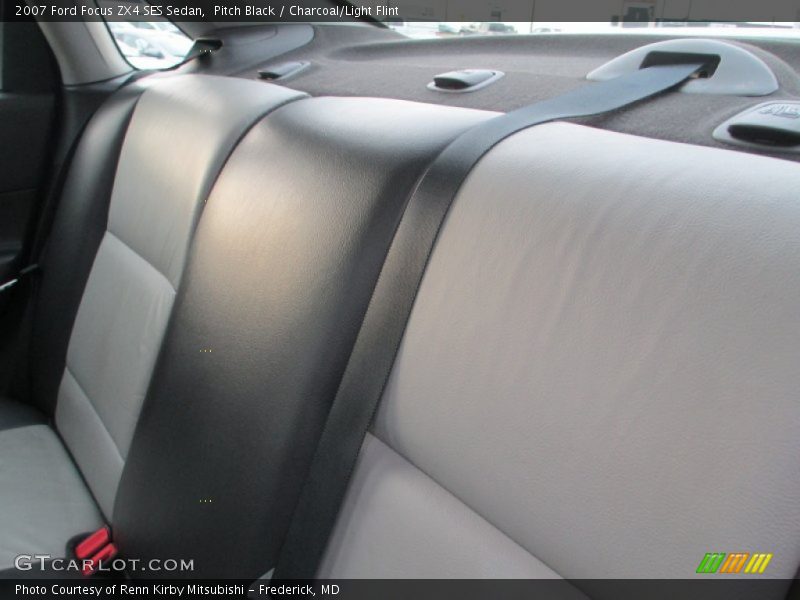 Pitch Black / Charcoal/Light Flint 2007 Ford Focus ZX4 SES Sedan