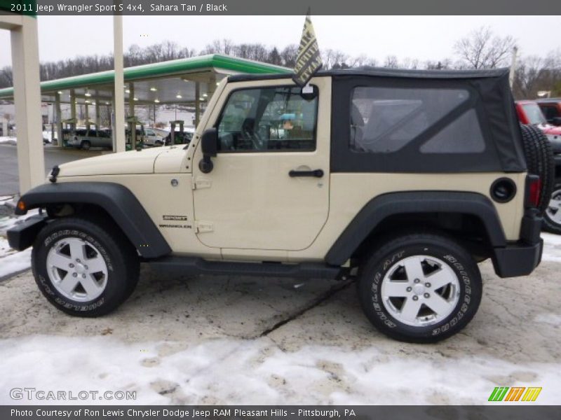 Sahara Tan / Black 2011 Jeep Wrangler Sport S 4x4